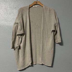 Light Weight 3/4 Sleeve Cardigan